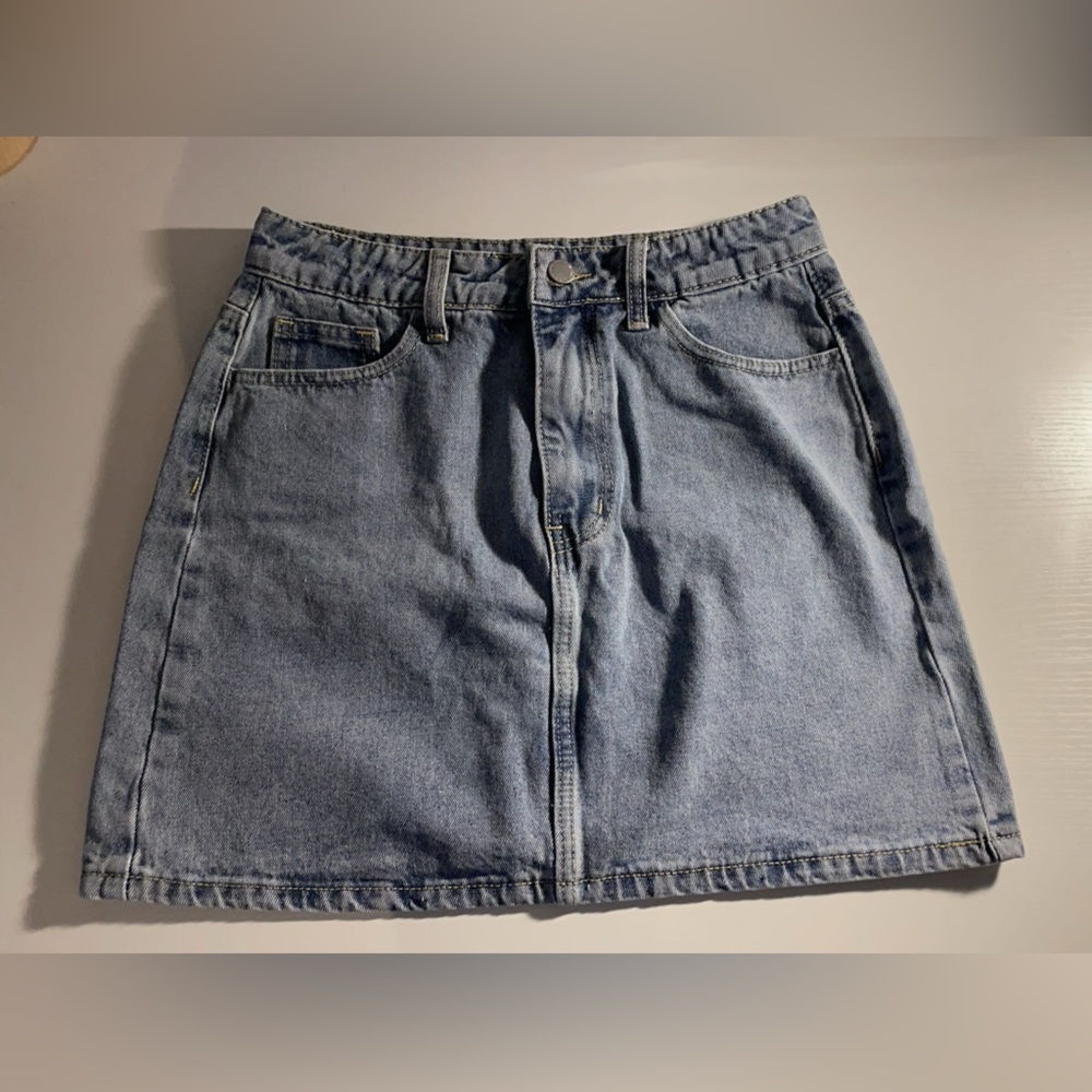 denim skirt